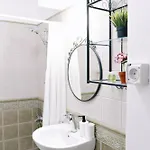 Base I 2 Bedroom Victoriei *
