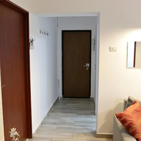 Base I 2 Bedroom Victoriei Apartman Bukarest